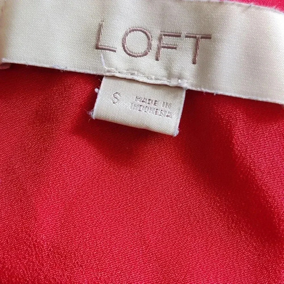 LOFT Floral Ditsy Red Cap Sleeve Midi Dress Casual Party Sz S Fit & Flare Ruffle - Picture 6 of 7